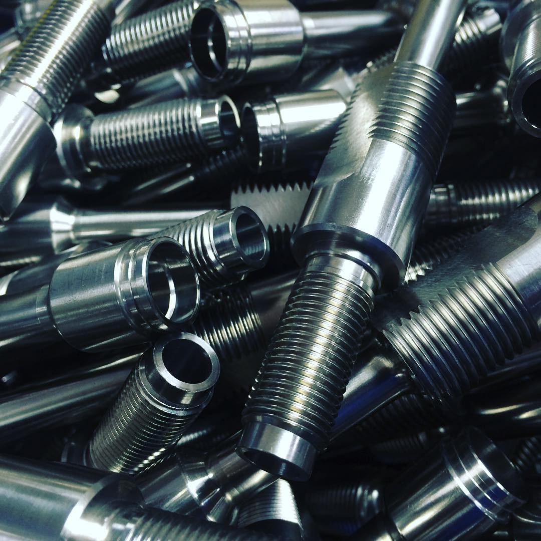 Machined Parts: 303 Stainless Steel UNJ-Threaded Tubes